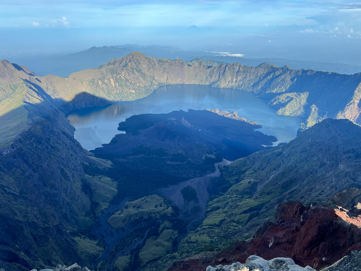 trekking crater rim senaru