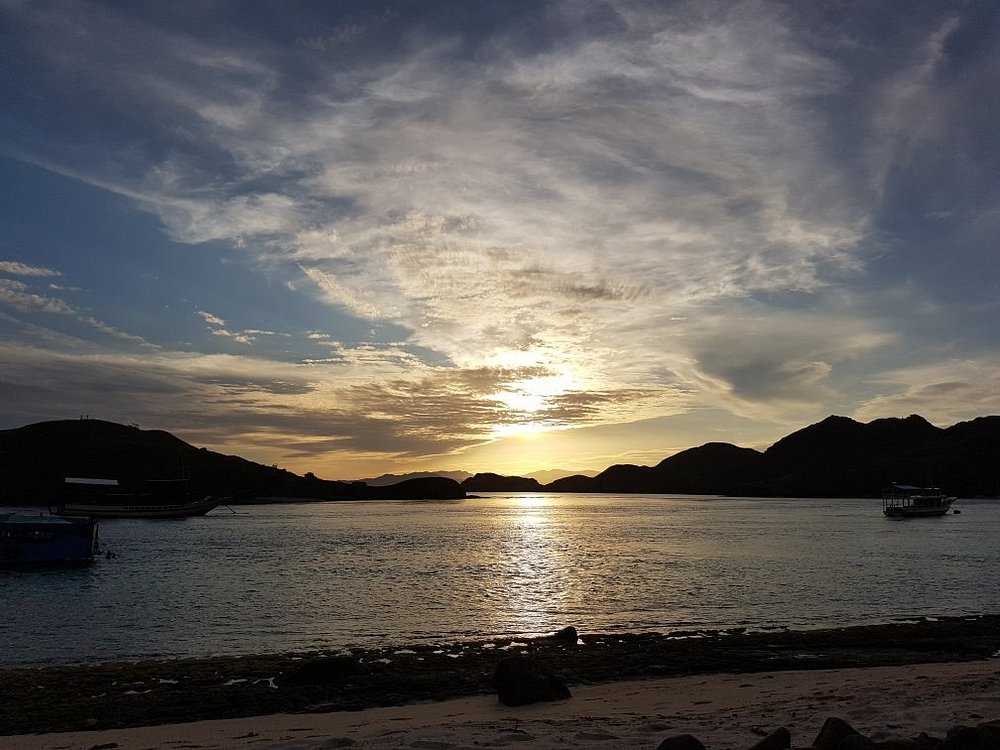 komodo to lombok 4D3N