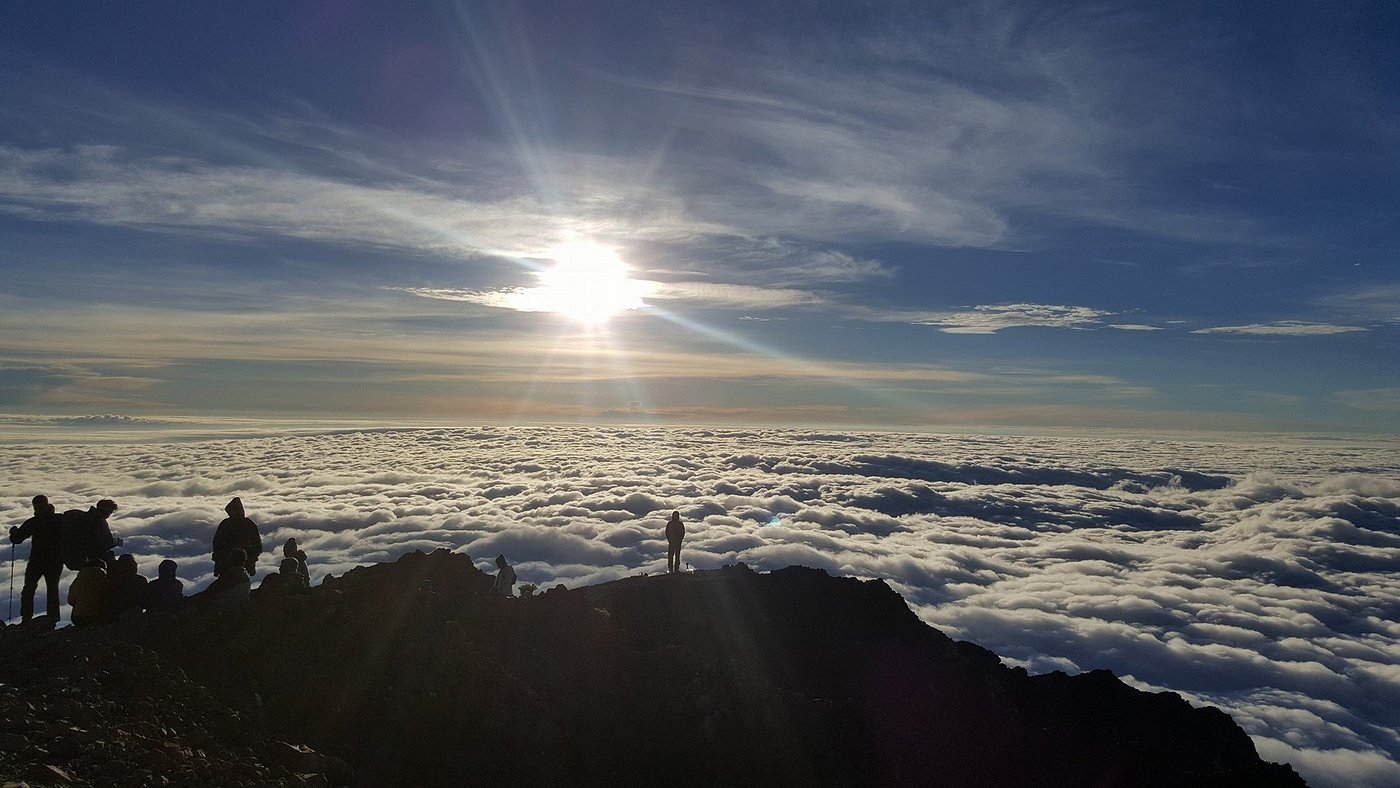 explore rinjani 4 days