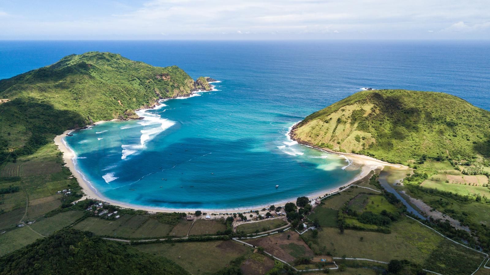 top popular beaches lombok